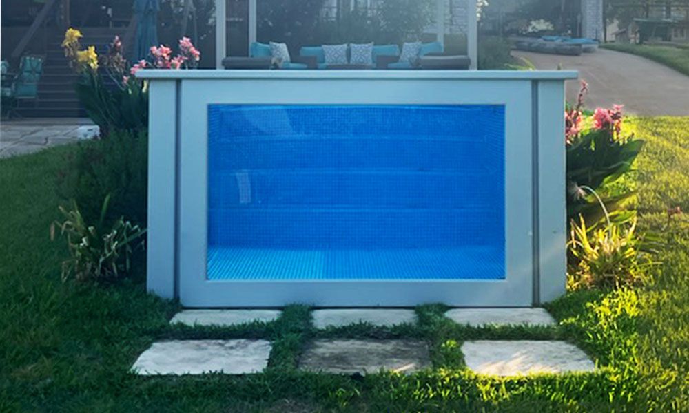 Modern Swimming Pool with Window